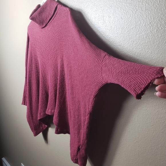 Free People FP Beach World Traveler Dolman Sleeve Cowl Neck Split Back-Size S - Picture 3 of 7
